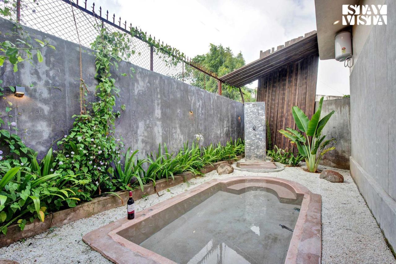 Stayvista'S The Earthen Boutique - City Escape With Spacious Pool, Terrace, Lawn & Indoor-Outdoor Games 우다이푸르 외부 사진